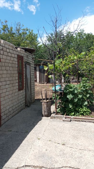 Продам гарний будинок з Автономним опаленням у Тернівському районі