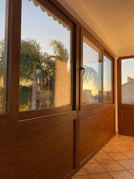 Custom-made Window Frames428731494229626883