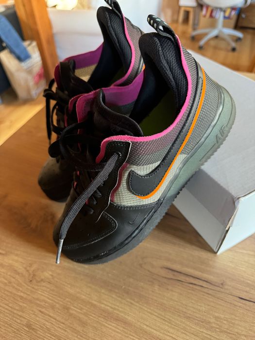 NIKE sportowe  rozmiar 37