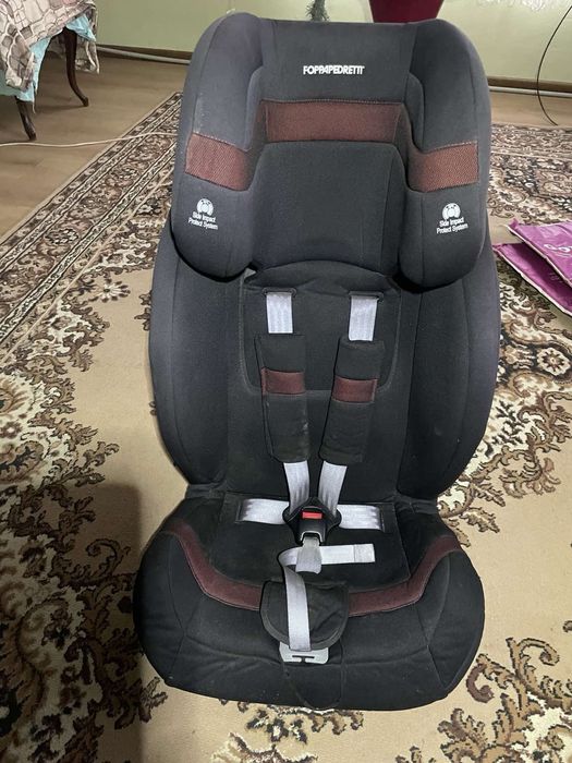 Продам автокрісла Foppapedretti 9-36кг