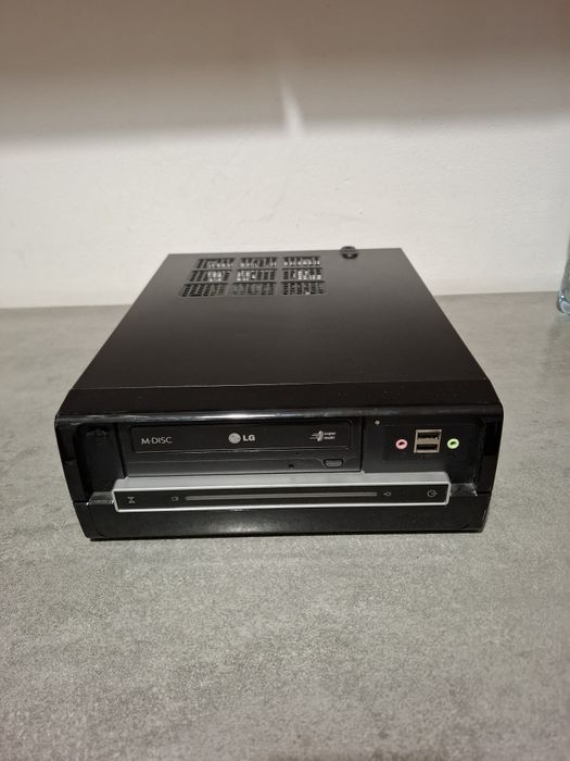 Mały komputer stacjonarny PC SFF / Intel / Nagrywarka DVD LG M-DISC