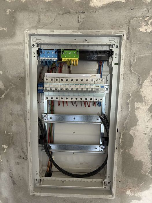 Заміна проводки в квартирі та будинку.