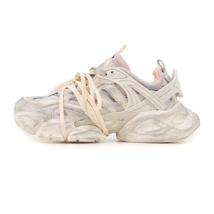 Сірі жіночі кросівки Adidas Vento XLG Deluxe Beige Grey