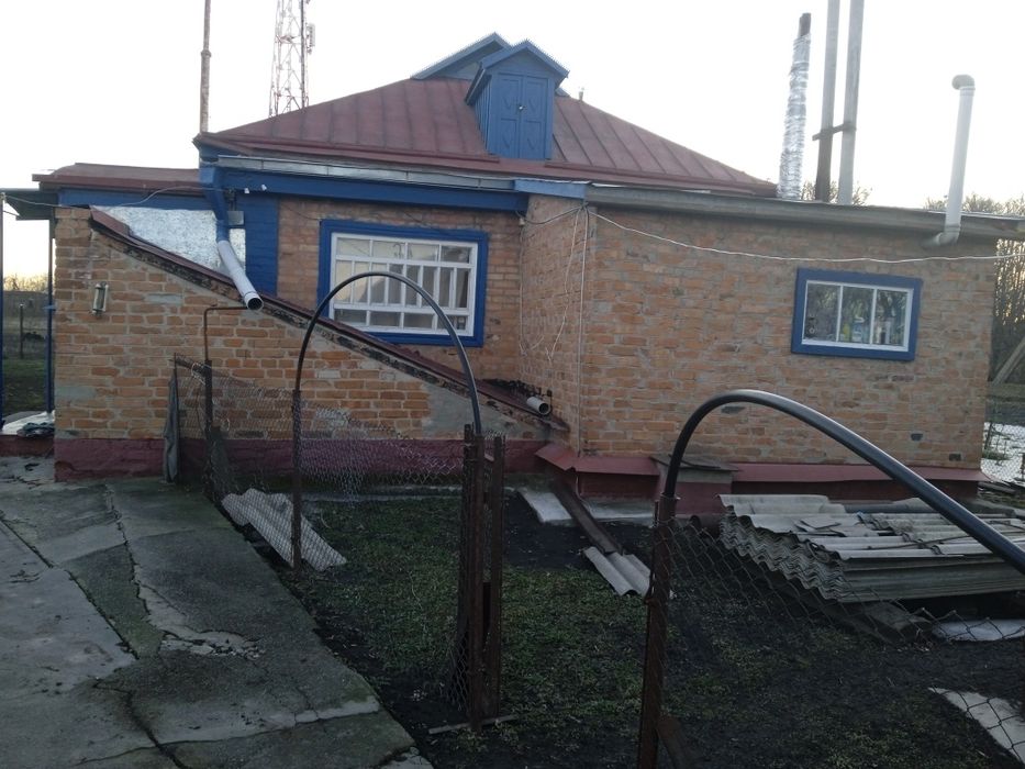 Продається будинок в Полтавській області на межі з Київською