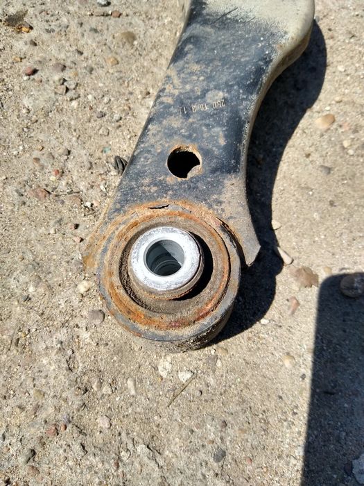 Wahacz lewy tył opel Insignia A Lift oryginał kombi