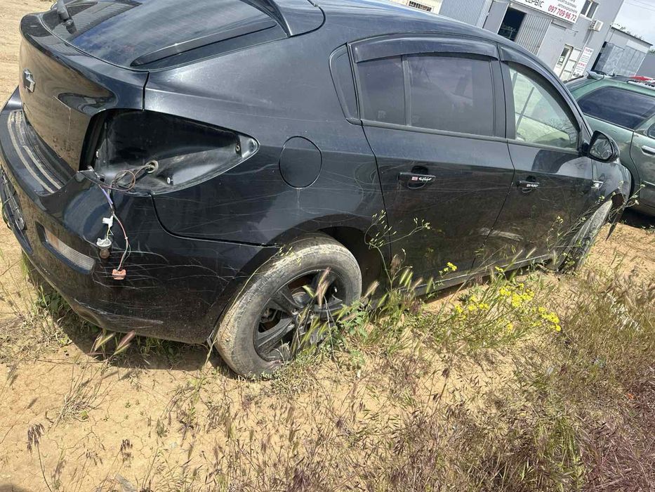 Шевроле Круз 1.8 автомат