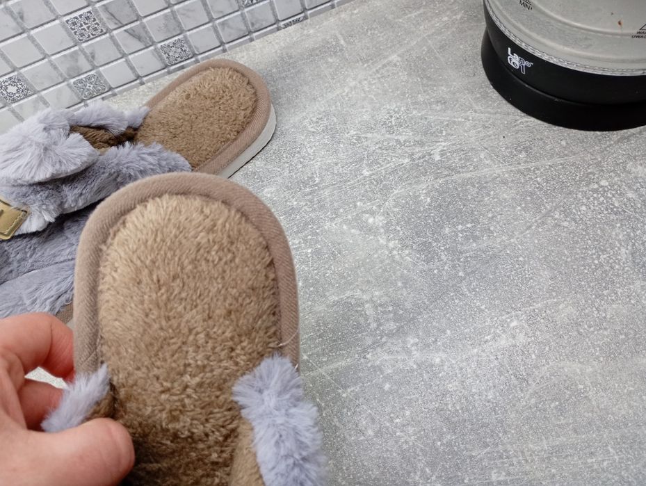 Nowe kapcie damskie 39 40