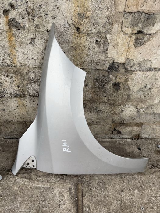 Крило Renault Megane 3 Меган 3 переднє крило Megane 3 ліве праве