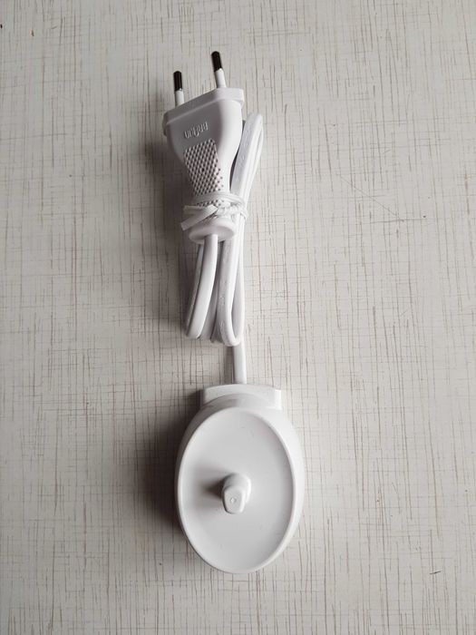 Зарядка для эл.зубной щётки Braun Oral-B,новая.