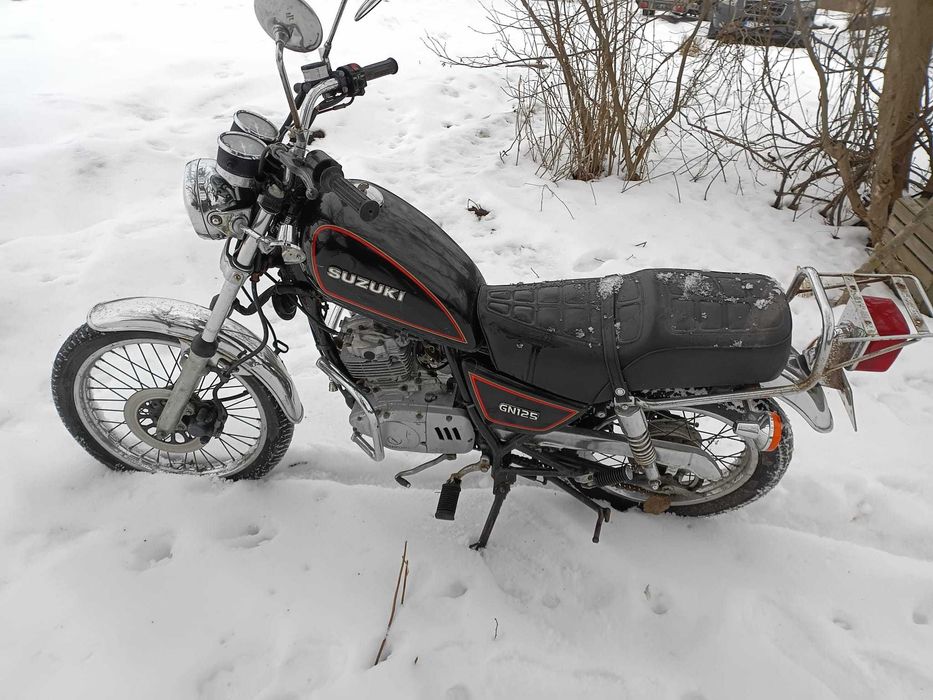 Suzuki Gn 125..(Yamaha.Hond)
