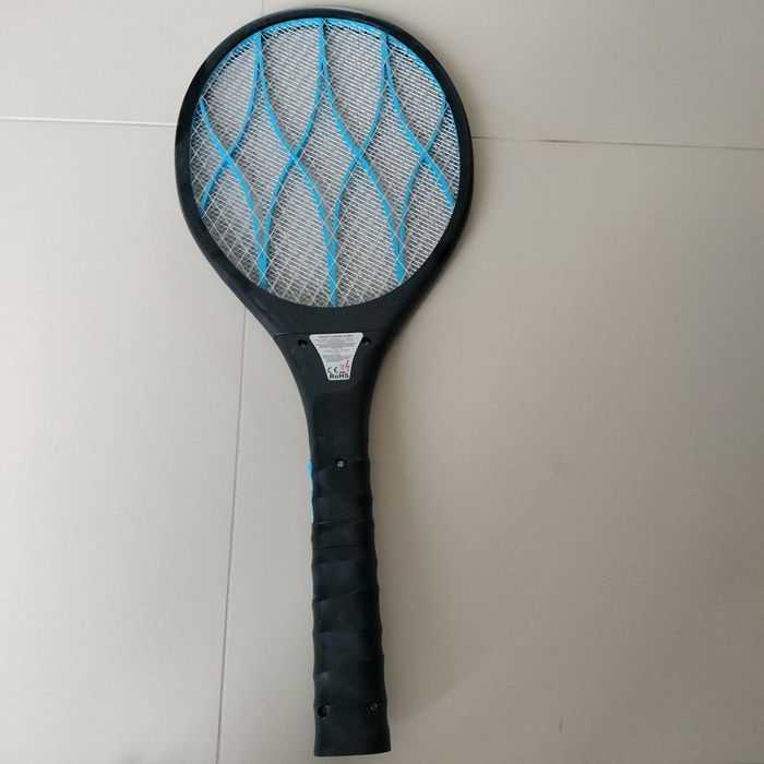 Elektryczne łapki na muchy osy szerszenie wszystko co lata i dokucza