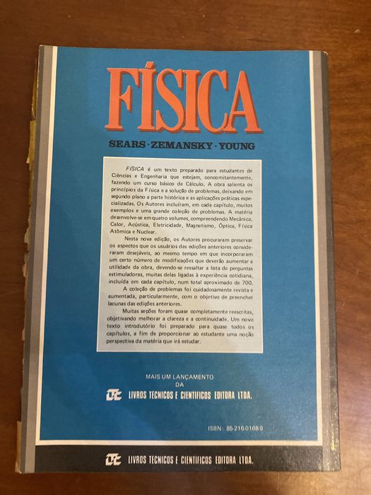 Livro Física 2 -Mecânica dos Fluidos, Calor, Movimentod Ondulatorios