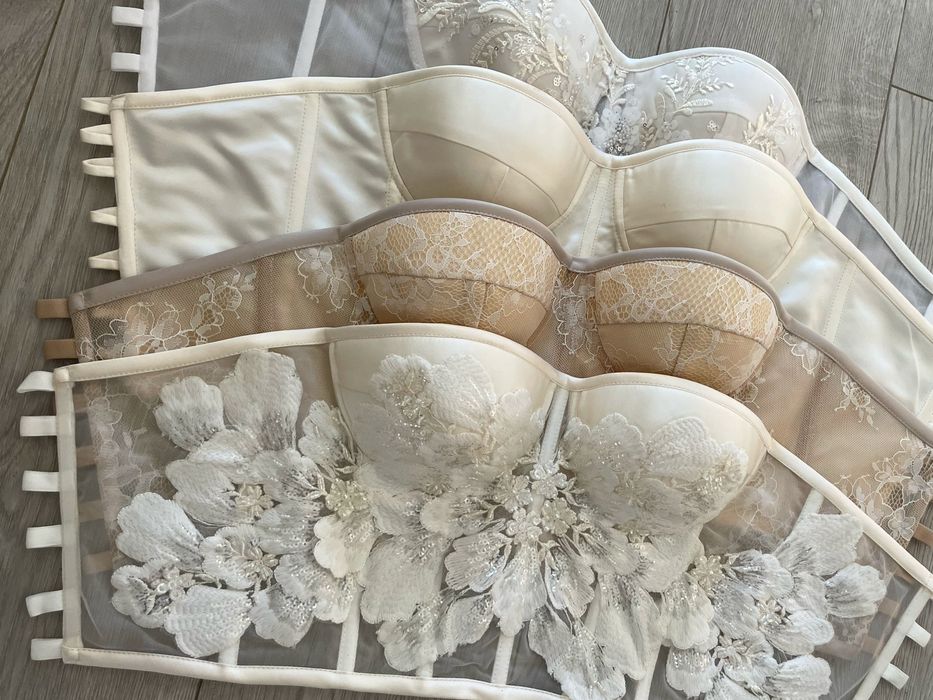 Весільні корсети