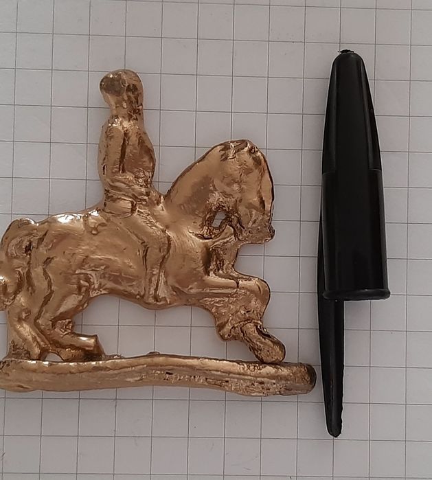 Soldado a cavalo de chumbo vintage