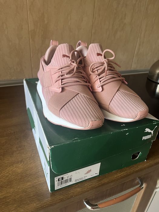 Кроссовки Puma р.38,5