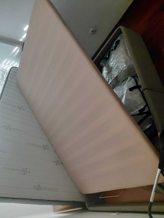 Vendo sommier em excelente estado (colchão incluído) ***BAIXA DE PREÇO***