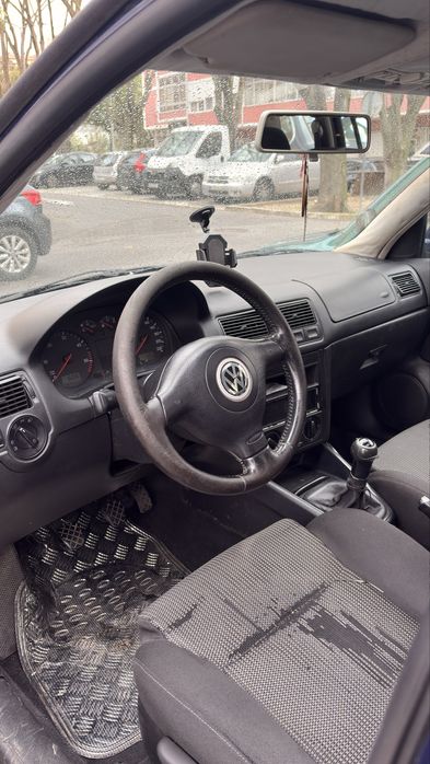 VW Golf 1.9 TDI 1999 – Gasóleo | Mecânica em bom estado | Ler anúncio