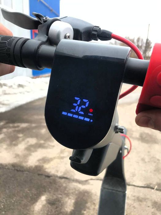 СРОЧНО!Продам самокат Megadrive X8F10G  у гарному стані