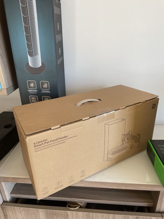 Alimentador automatico e inteligente XIAOMI. Novo.