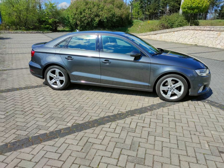 Audi A3 1,6 TDI Model 2017 Automat Webasto hak dwa kompl. kół