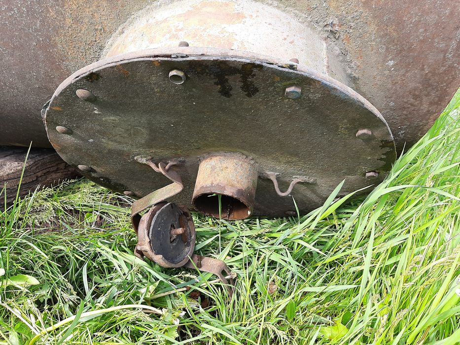 Бочка металева,3 кубова