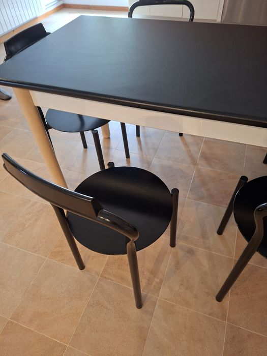 Mesa com 6 cadeiras para Cozinha