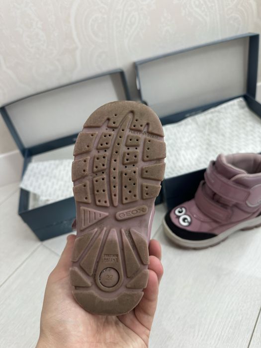 Продам зимние детские Geox 27 размер .