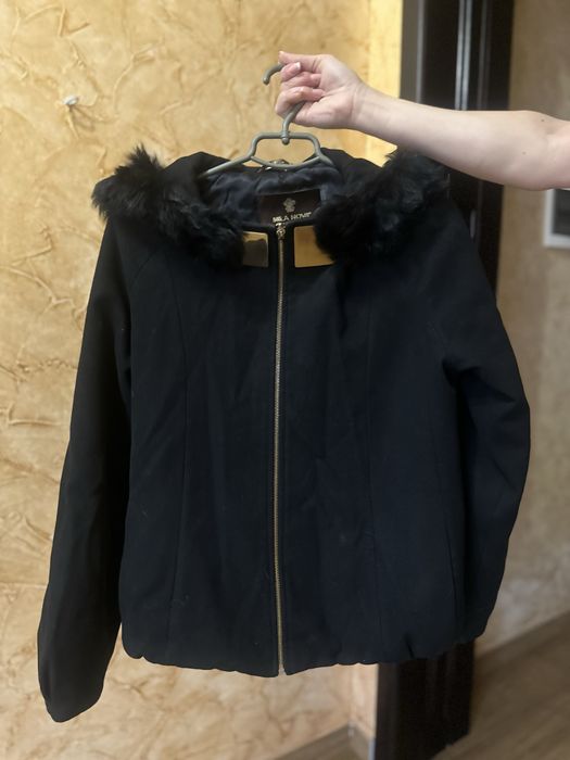 Кашемірова жіноча куртка