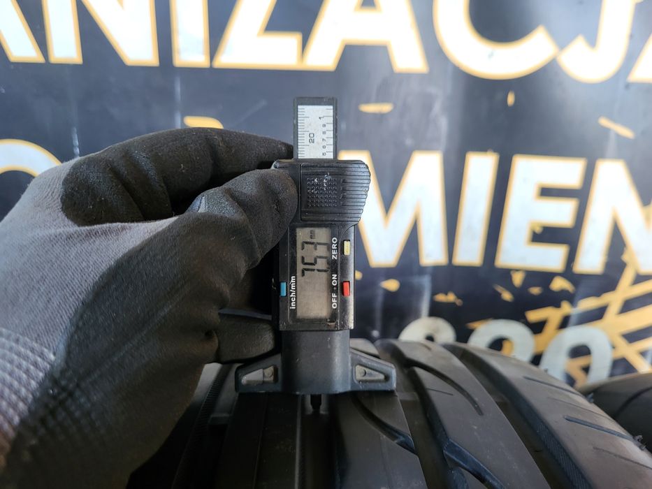 Opony letnie 235/50/18 Yokohama RunFlat