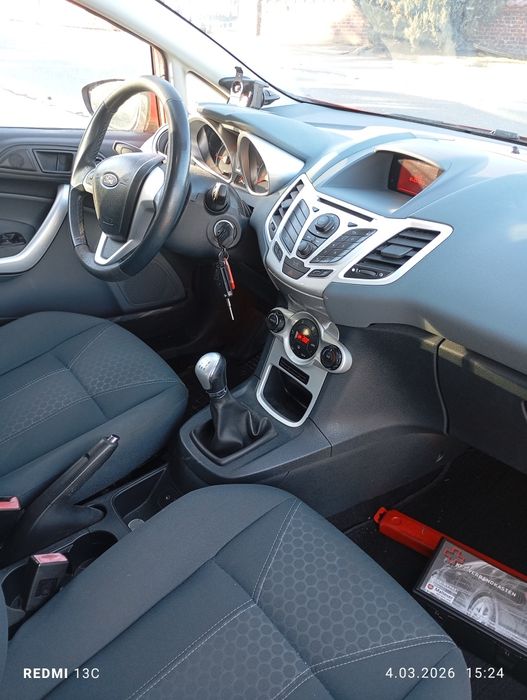 Ford Fiesta 2010 1.25 82KM Śliczna 5-drzwiowy Hatchback Alu 15