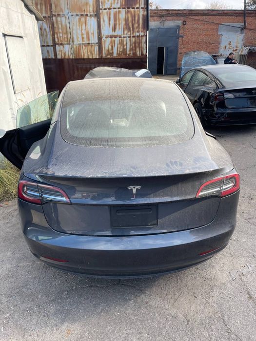Розборка Tesla Y/3/S/X