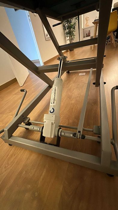 Marquesa Hidráulica 2 Secções – Excelente Estado, Profissional