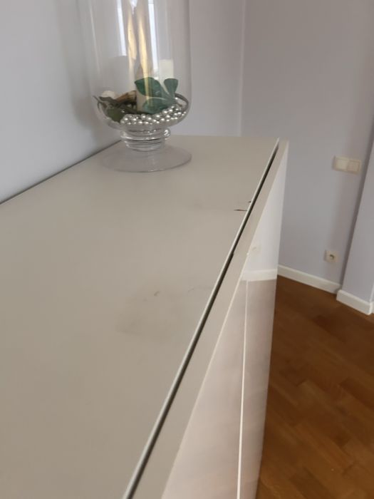 Duża biala szafka - lakierowane fronty
