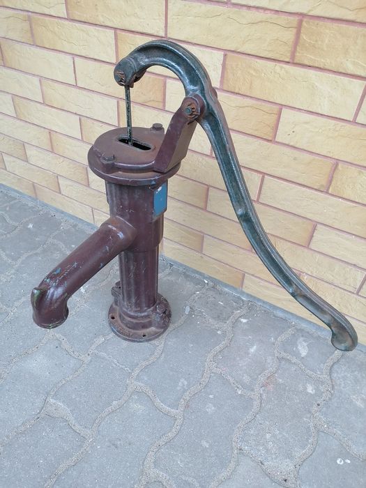 Ręczna pompa do wody abisynka
