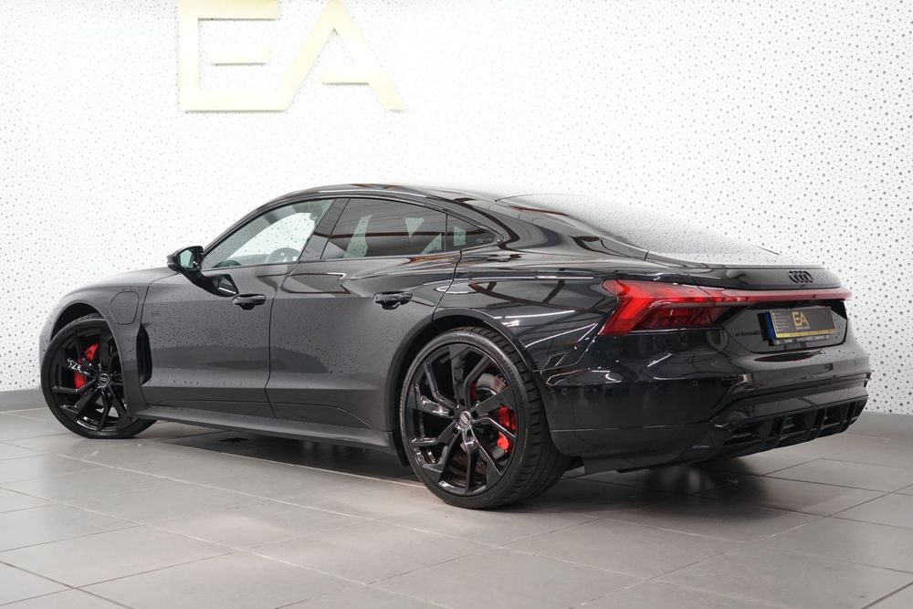 Audi e-tron GT quattro