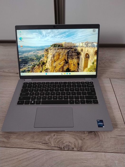 Dell Latitude 5430, laptop biznesowy, bateria 5-7 godzin