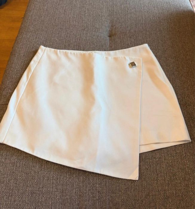 Saia/ Calção Zara Tam M -  Branco