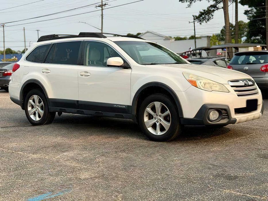 Subaru Outback 2.5i Limited      2013