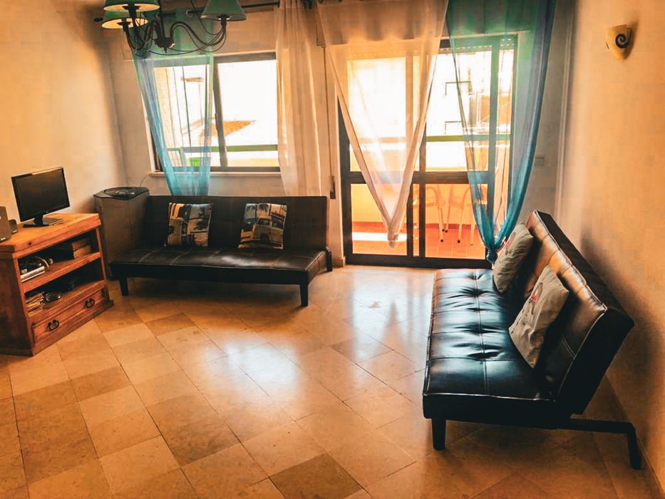 Apartamento T2 para arrendamento ANUAL