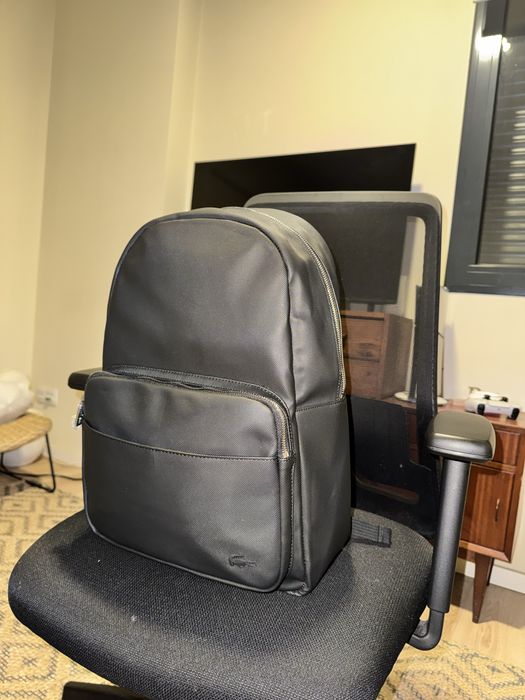 Mochila Lacoste nova