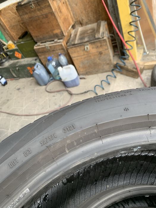 255/45R19 Pirelli 21-23роки