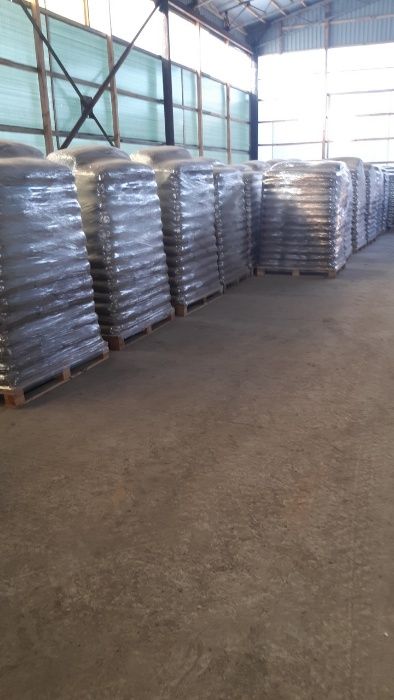 Пеллета - топливная гранула 6 мм из сосны по 15 кг мешок.