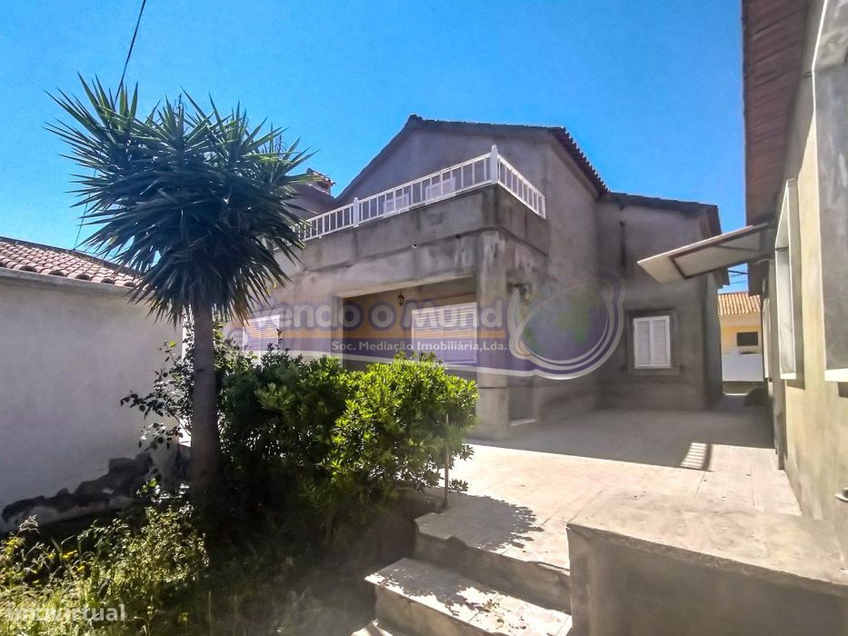 Moradia T4+1 em Barrosa, Benavente (BARR006)