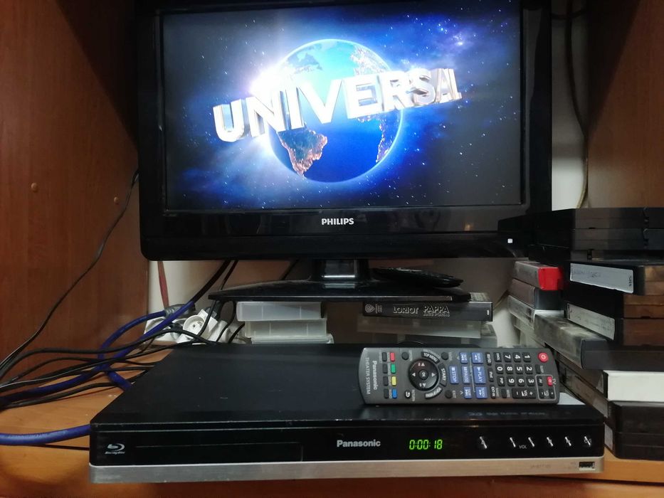 Odtwarzacz Blu-ray Panasonic SA-BTT105 amplituner  pilot HDMI/USB