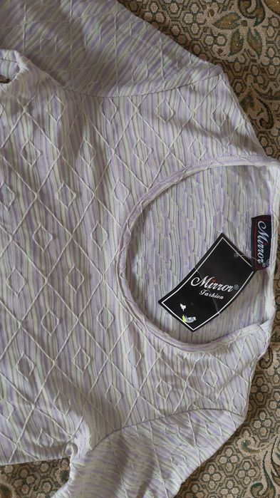 Женская футболочка с приятной расцветкой (р.S)