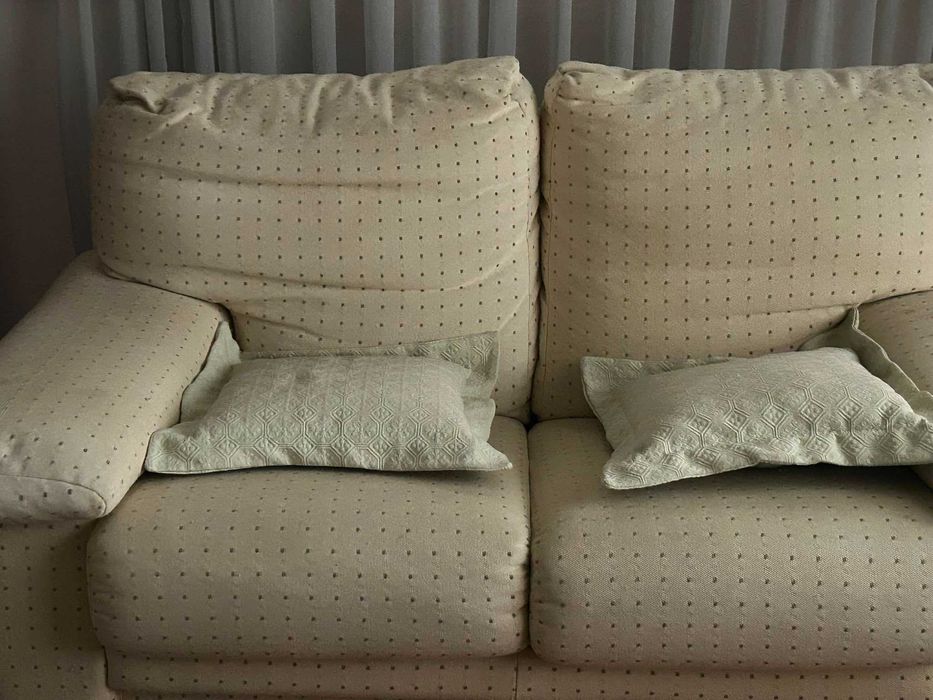 Conjunto de 2 sofas