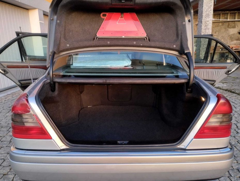 Vendo Mercedes C220 D