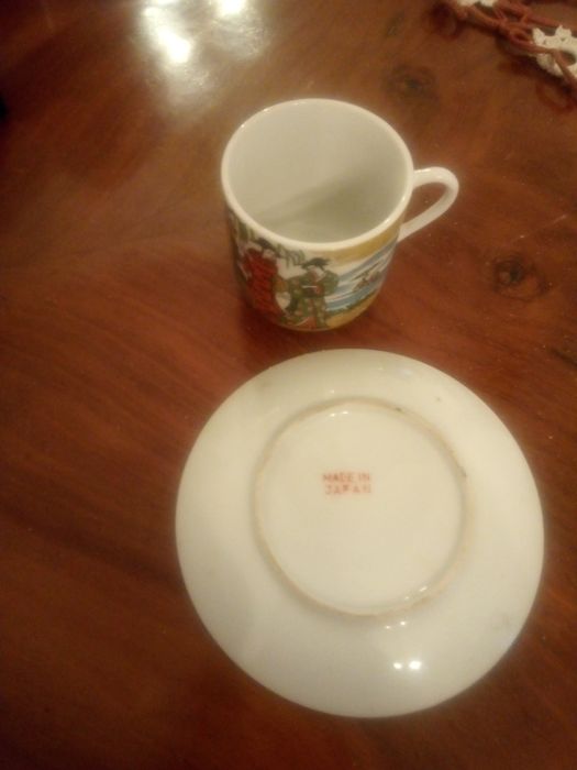 Chávena original de Macau com chinesa gravada no fundo