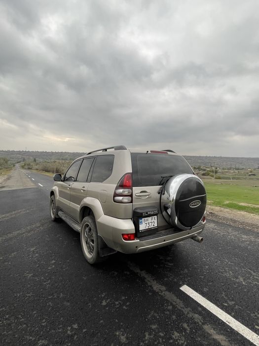 ЖИВОЙ!!! Toyota land cruiser prado 2004    2.7 газ/бензин,  автомат