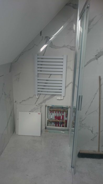 Usługi hydrauliczne hydraulik wod kan montaż grzejników naprawy hydrau